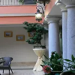Dolmenes 3* Antequera