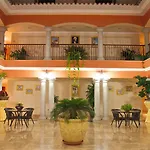 Hotel Dolmenes Antequera