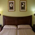 Hotel Dolmenes Antequera