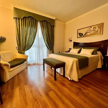 Hotel Dolmenes 3*