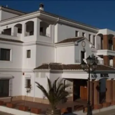 Dolmenes Hotel 3*