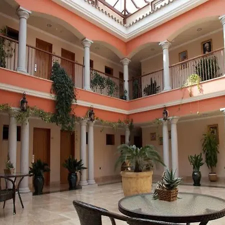 Hotel Dolmenes 3*