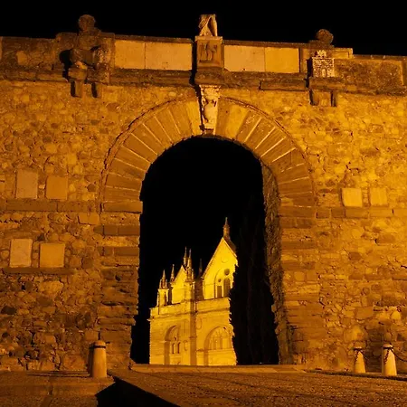 Dolmenes Hotel Antequera