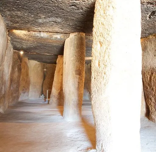 ホテル Dolmenes 3*