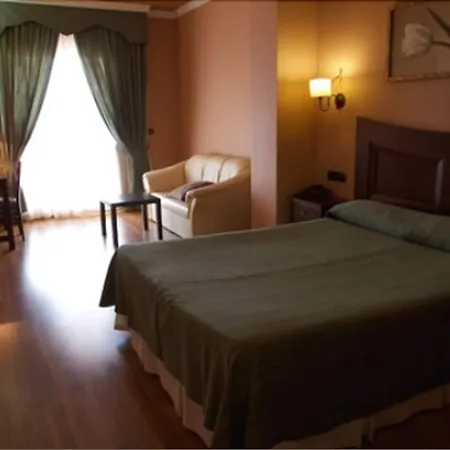 Dólmenes Hotel Antequera