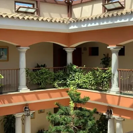 Hotel Dólmenes 3*