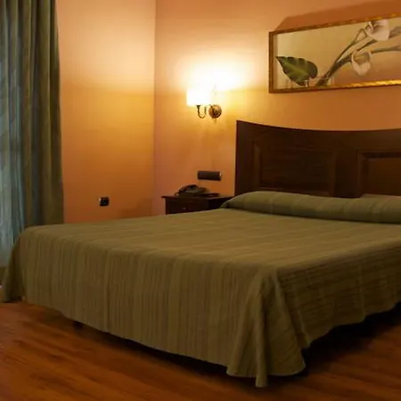 Dólmenes Hotel