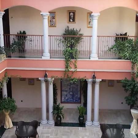 Dólmenes Hotel 3*